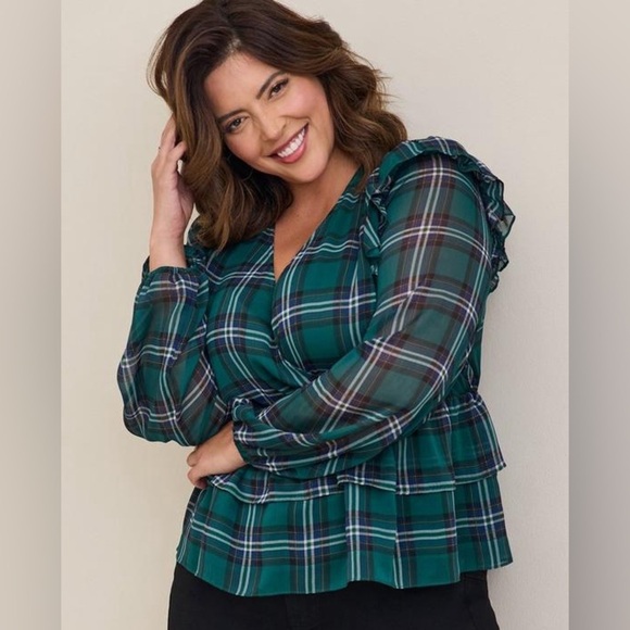NWT Torrid Green Plaid Chiffon Ruffled Sleeve Cropped Top Flounce 3X, 22-24 Gift - Picture 2 of 16